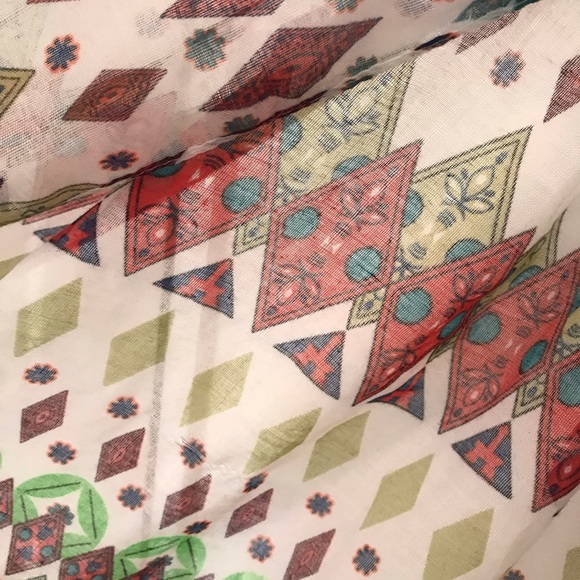 Pattern scarf - Picture 2 of 3